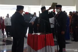 Lantik Sekda Agam, Bupati minta Sekda jadi garda terdepan jalankan fungsi pemerintahan