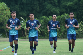 Persib matangkan persiapan hadapi  Madura United
