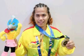 Awalnya dipaksa, Bunga kini bangga jadi atlet disabilitas