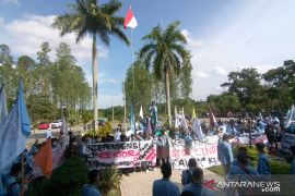 Mahasiswa Unri desak dekan tersangka pelecehan diberhentikan