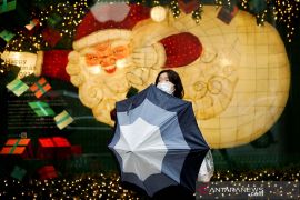 Peneliti Jepang menciptakan masker berlapis sel burung unta deteksi COVID