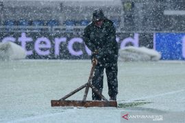 Salju tebal paksa laga Atalanta versus Villarreal ditunda
