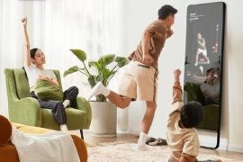 Baidu hadirkan cermin pintar untuk kebugaran dengan layar 43 inci