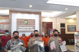 Polisi ringkus lima pencuri bermodus petugas PLN