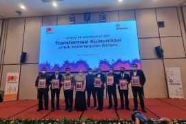 Mendag raih penghargaan pemimpin terpopuler dari PR Indonesia