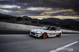 DNZ Wheels debut di West Coast Customs lewat modifikasi Honda Civic EF
