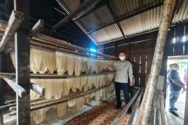 Pabrik mi sagu binaan BRK di Selatpanjang terkenal hingga ke luar daerah