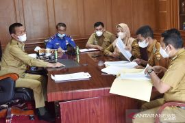 Pemkot Pariaman saring warga yang belum divaksin COVID-19