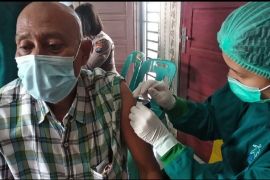 Polsek Medan Timur sediakan 714  dosis vaksin COVID-19  bagi lansia