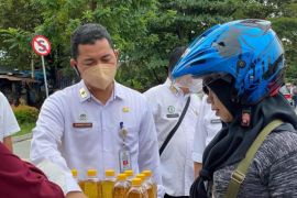 Kadisperindag Banjarmasin: stok bahan pokok aman dan harga stabil jelang Natal