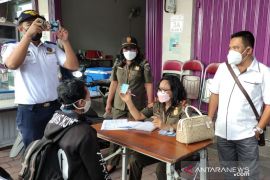 Tim Yustisi Denpasar jaring pelanggar protokol kesehatan