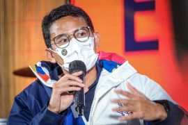 Sandiaga sebut pelaku ekraf perlu kembangkan bisnis dengan platform digital