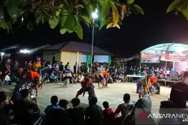 Kuda Lumping Satrio Mudo Joyo Kalbar galang dana untuk korban Semeru