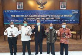 FHUP gelar seminar dampak perubahan iklim terhadap hukum laut