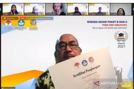 Sebanyak 131 pekerja migran Indonesia di Singapura jalani wisuda