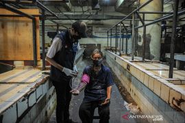 Jemput bola vaksinasi untuk pedagang di pasar baru Bandung