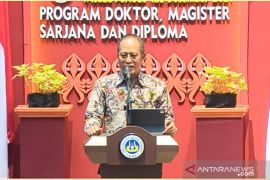 Staf Khusus Wapres RI paparkan syarat menjadi PTN-BH di Wisuda UNP