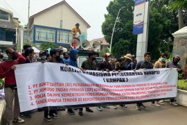 Mahasiswa minta Kejagung selidiki proyek pembangunan di Riau