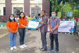 PLN bantu Rp40 juta dukung penataan lingkungan Kota Atambua