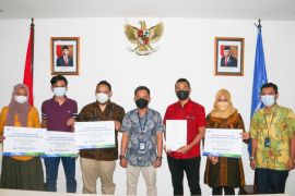 Angkasa Pura I kembali salurkan dana dukung pelaku  UKM