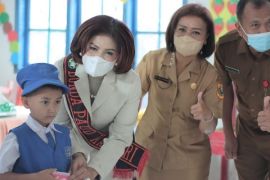 Bunda Paud Dairi bagikan KIA