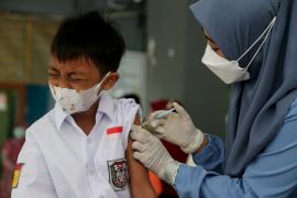 Vaksiansi anak, Para orang tua di Surabaya berharap PTM dibuka 100 persen