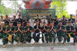 Prajurit Kodam XVIII/Kasuari gelar doa serentak bersama