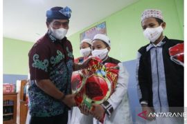 Gubernur Kaltara Mengapresiasi Santri LKSA Abqariyyin Hisaan yang Berprestasi Sains