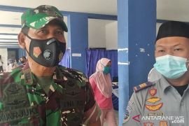 Koramil 0602-05/CPJ gelar  serbuan vaksinasi di Terminal Pakupatan