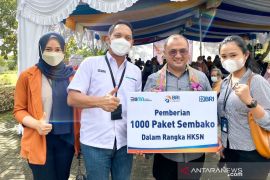 Rayakan HUT ke-126,  BRI salurkan 1.000 paket sembako