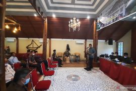 Pemkot Pariaman minta BUMDes kreatif kembangkan usaha