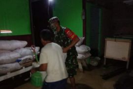 TNI turunkan personel bantu korban banjir Mamuju Sulbar