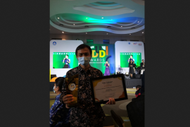 PLN raih DUDI Awards 2021 dari Kemendikbudristek