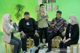 Mahasiswa UNISKA bicara komunikasi masa depan