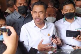Jaksa: Tersangka kasus perkosaan santri diduga juga selewengkan bansos