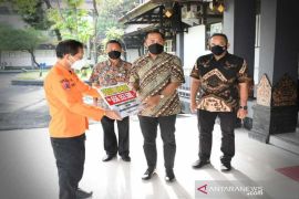 Karanganyar salurkan bantuan Rp656,5 juta  bagi korban letusan Semeru