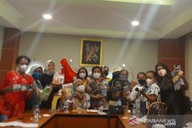Forum Jurnalis Perempuan Indonesia Papua gelar perayaan Hari Ibu