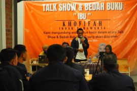 Bedah buku "Ibu" warnai peringatan hari ibu di Sidoarjo