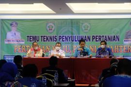 Penyuluh pertanian diharapkan mampu mendukung dan mengawal pembangunan di Balangan