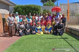 Kelana Batik 3 Negeri warnai Hari Ibu di Australia Barat