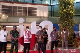 Kapolri tinjau tahapan pemeriksaan PPI hingga masuk karantina melalu Bandara Seotta