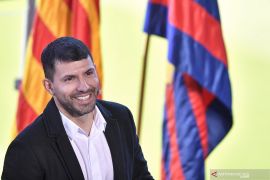 Lima pesepak bola top yang gantung sepatu di 2021