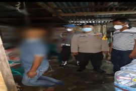 Seorang pria di Sibolga nekat gantung diri di dapur
