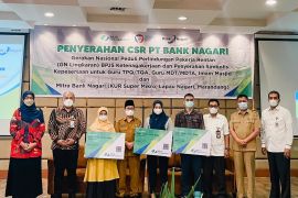 Bank Nagari bantu jaminan kecelakaan kerja dan jaminan kematian bagi pekerja rentan