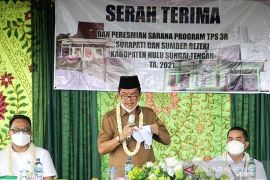 Desa Birayang Surapati dan Kayu Bawang miliki tempat pengolahan sampah 3R