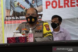 Judi berkedok aruh adat akan menjadi atensi khusus Kapolres HST yang baru