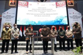 OJK terus berupaya tingkatkan kepercayaan pasar  modal