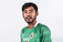 PSS Sleman rekrut Syahroni perkuat lini tengah