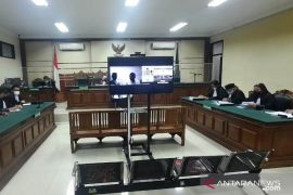 Dituntut 9 tahun penjara, Bupati Nganjuk nonaktif Novi Rahman sampaikan pembelaan