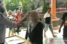 Potret penerapan PPKM mikro Jawa-Bali selama Natal dan Tahun Baru 2022